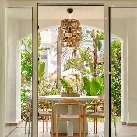 Adelfas - 3 Bed Beachside *