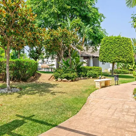 Appartamento Adelfas - 3 Bed Beachside